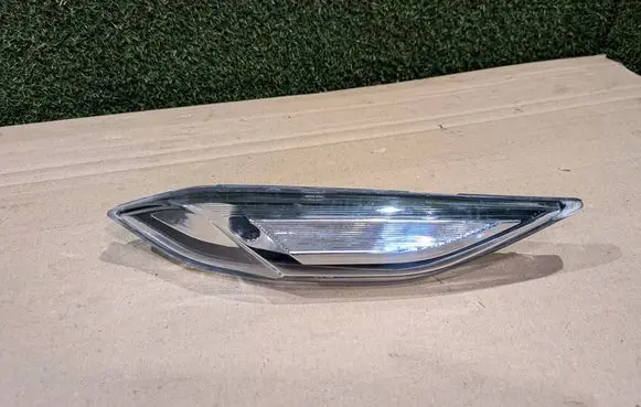 Porsche Cayenne (92A) Front indicator light E922138 014481402RC 014481402R