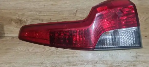 Rear/tail lights