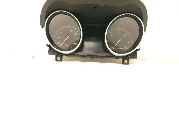 Speedometer (instrument cluster)
