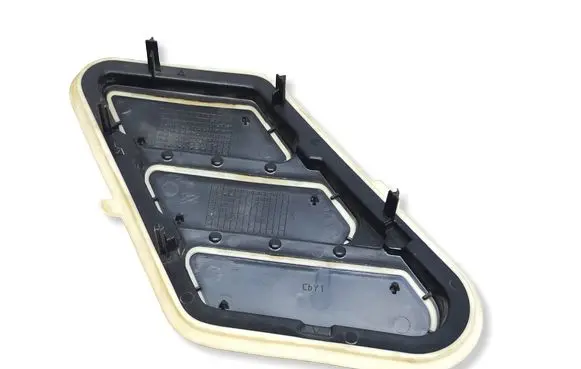 Peugeot Partner III Quarter panel pressure vent 9818353980 87878U03