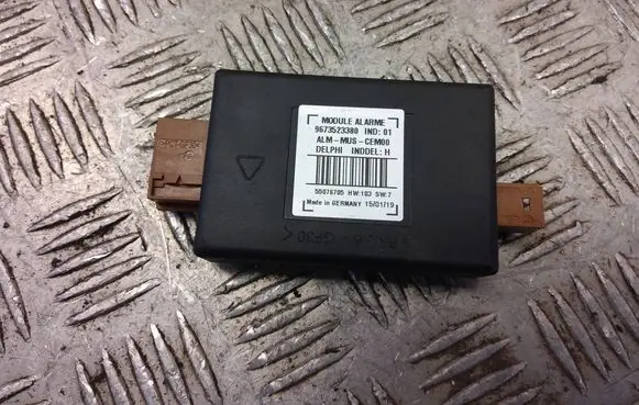 Peugeot 2008 I Alarm control unit/module 9673523380
