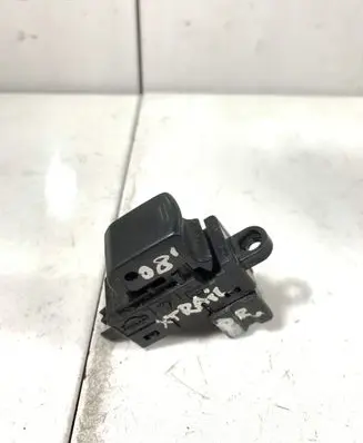 Nissan X-Trail T31 Electric window control switch 25411JG000