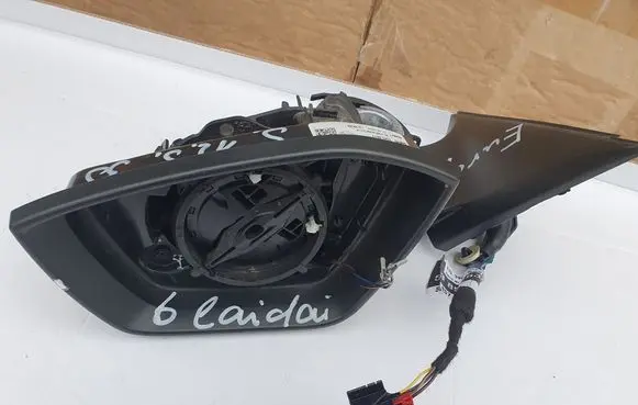 Skoda Octavia Mk4 Front door wing mirror part 5E4857537 5E4857407