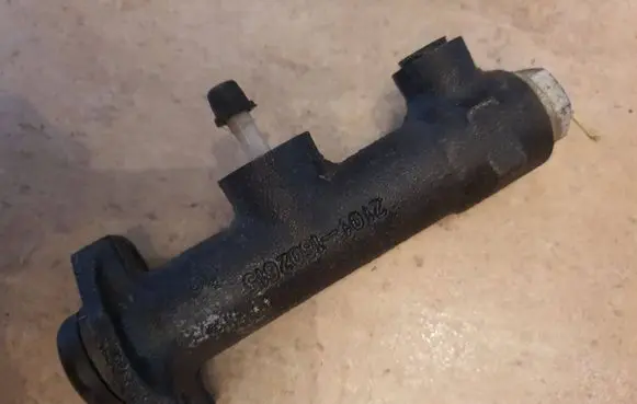 VAZ 2101 Master brake cylinder 21011602615