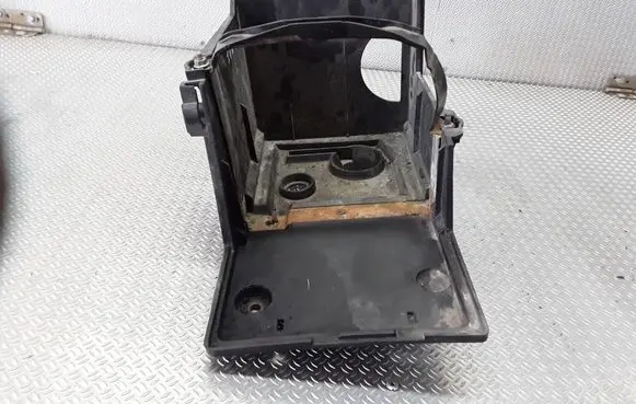 Ford Focus C-MAX Battery box tray 3M5110723B