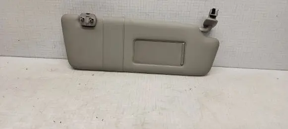Audi A4 S4 B6 8E 8H Sun visor 8E0857552