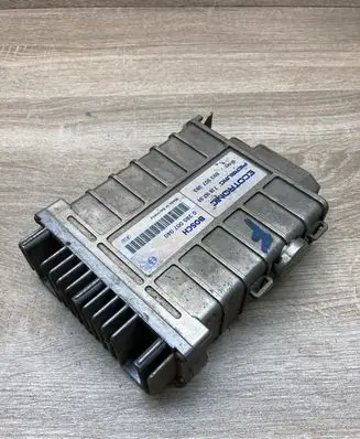Volkswagen Golf II Engine control unit/module ECU 893907383 0285007040