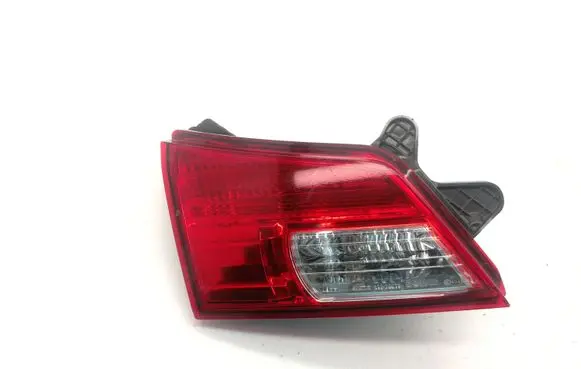 Subaru Outback Rear/tail lights 13220072