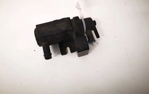 BMW 5 E60 E61 Turbo solenoid valve 70206301 08T053