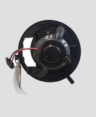 Volkswagen Golf VI Heater fan/blower 1K1820015G