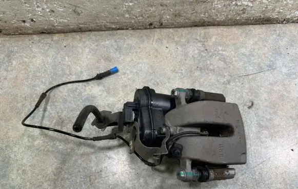 BMW iX3 Rear brake caliper 6870576 6888850