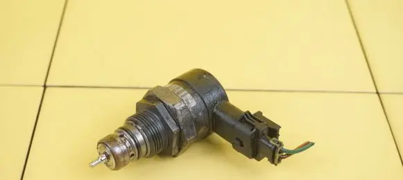 Hyundai Santa Fe Fuel pressure sensor 0281006037 D4HB
