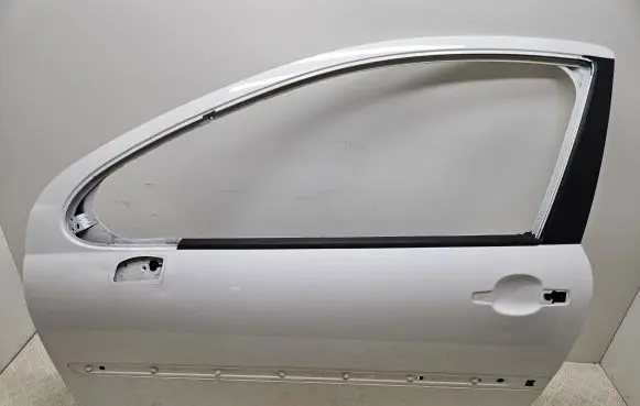 Door (2 Door Coupe)
