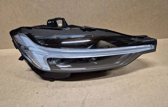 Volvo XC60 Headlight/headlamp 32342509