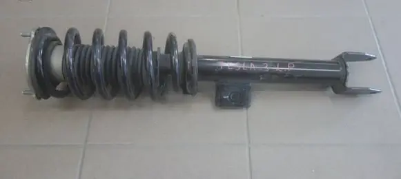 Front shock absorber/damper