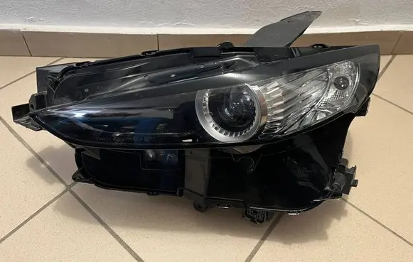 Mazda CX-30 Headlight/headlamp DFR751040