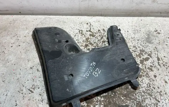 Toyota bZ4X Other under body part 5238342010