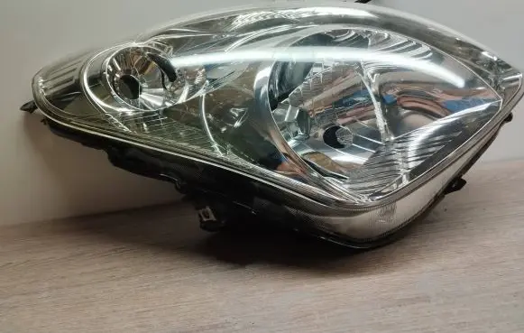 Nissan Pixo Headlight/headlamp 267054A00F