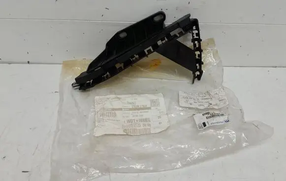 Citroen C4 I Picasso Front bumper mounting bracket 965383L980 7840V2