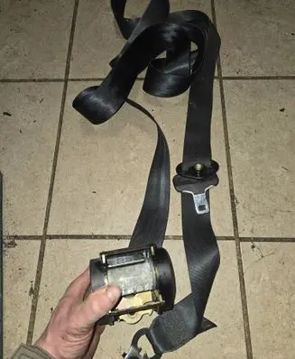 Renault Trafic II (X83) Front seatbelt 300774 4035002 52210