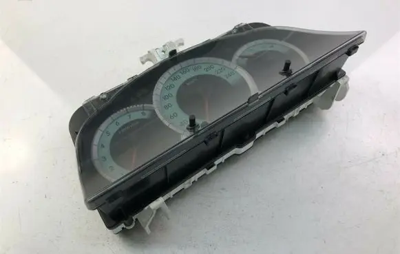 Toyota Corolla Verso AR10 Speedometer (instrument cluster) 838000F021A K3631