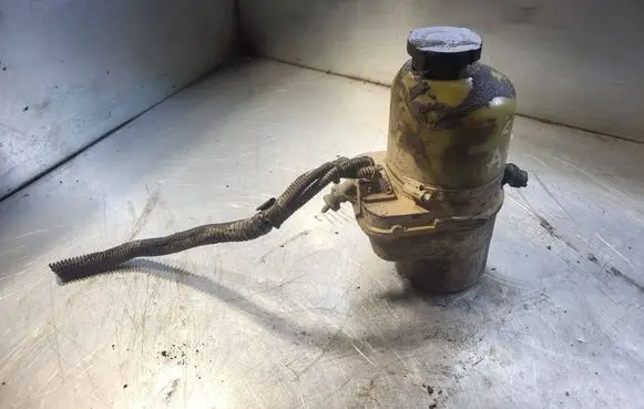 Opel Zafira A Power steering pump
