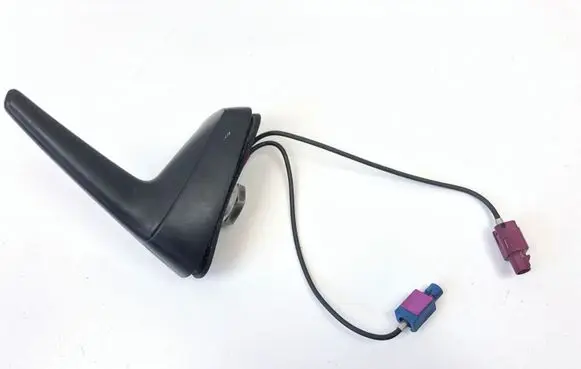 Audi A6 S6 C5 4B Aerial GPS antenna B535503A