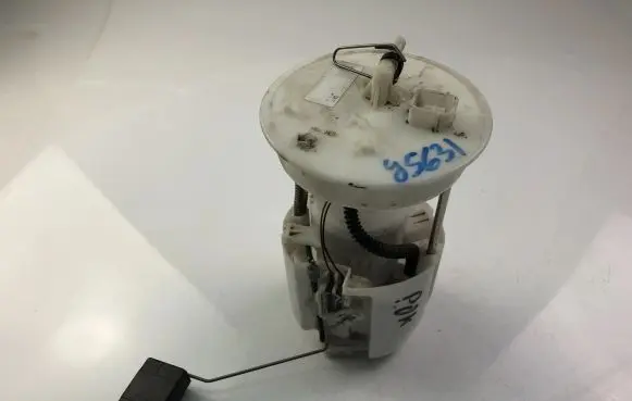 Mazda 3 I Fuel injection high pressure pump