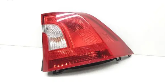Volvo S60 Rear/tail lights