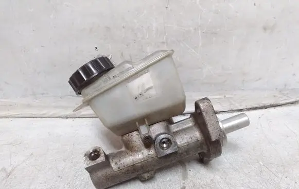 Volvo S60 Master brake cylinder 8646066 03350884532 03350884861