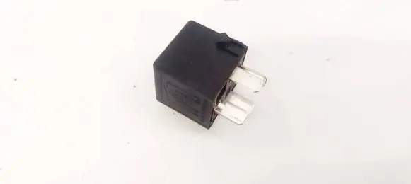 Mercedes-Benz ML W164 Other relay A0025421319