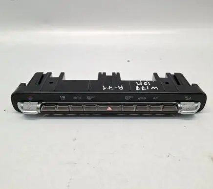 Mercedes-Benz A W177 Interior fan control switch 