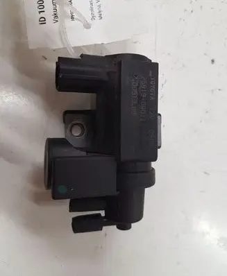 Toyota RAV 4 (XA30) Vacuum valve 258190R011