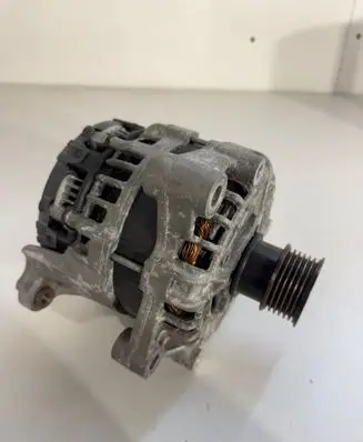 BMW 5 G30 G31 Generator/alternator 0125814004 8571357