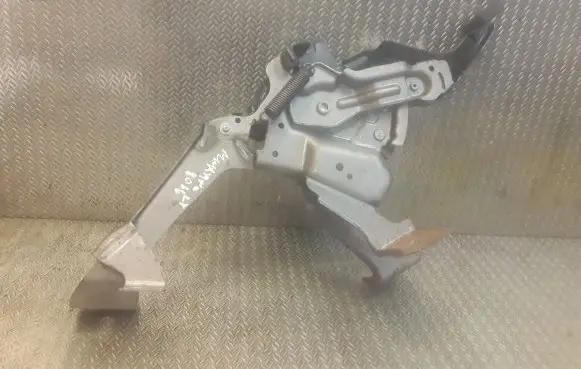 Nissan Murano Z50 Hand brake release handle 