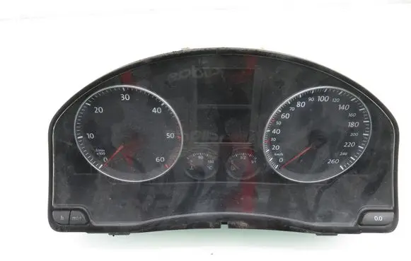 Volkswagen Golf V Speedometer (instrument cluster) 1K0920851P
