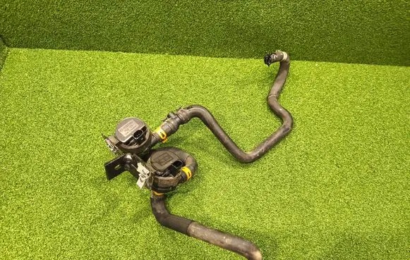 Renault Trafic II (X83) Water pump 210211534R 93864814 19552R