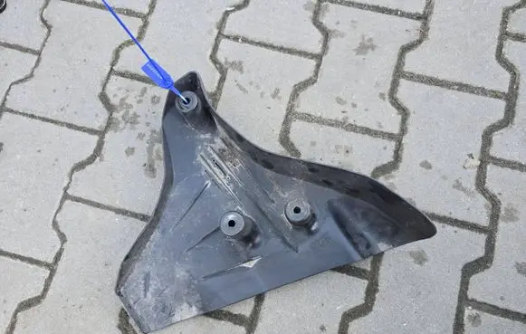 BMW X1 F48 F49 Rear underbody cover/under tray 6858414