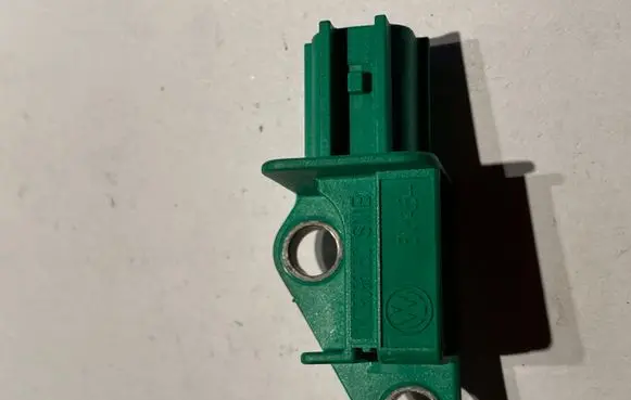 Audi Q7 4L Airbag deployment crash/impact sensor 1K0909606C