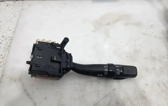 Toyota Corolla Verso AR10 Indicator stalk 173650B
