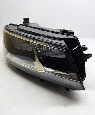 Volkswagen Tiguan Headlight/headlamp 5NC941006B