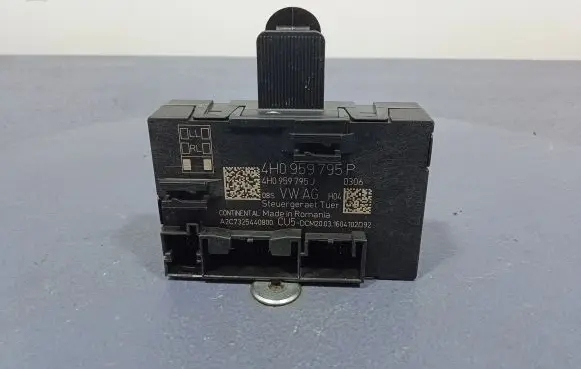 Volkswagen Touareg II Other control units/modules 4H0959795P