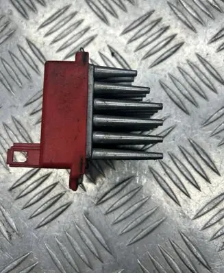 Audi A4 S4 B5 8D Heater blower motor/fan resistor 357907521 5DS00646700