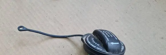 Audi A6 S6 C7 4G Fuel tank filler cap 3C8201553A
