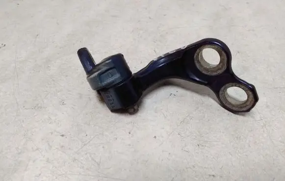 Ford Focus Rear door upper hinge 3M5R2690