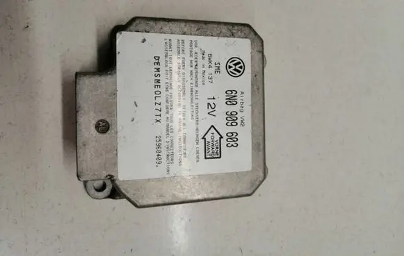 Volkswagen Golf III Airbag control unit/module 6N0909603