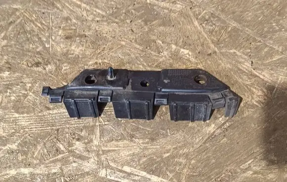 Ford Mondeo MK V Front bumper mounting bracket DS7317D959B D2A3B 2560
