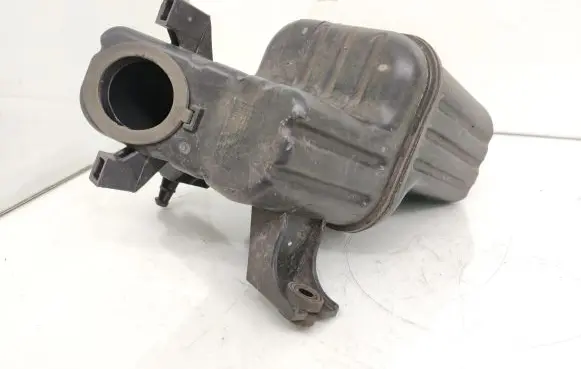 Chevrolet Captiva Intake resonator 20987239 20987238 20792676