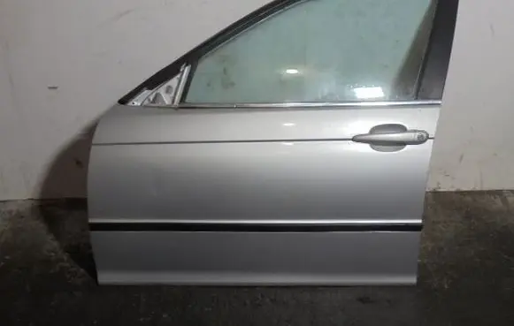 BMW X3 E83 Front door 