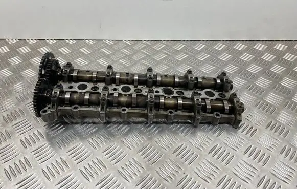 BMW 3 F30 F35 F31 Camshaft 8506077 8506076 7797511